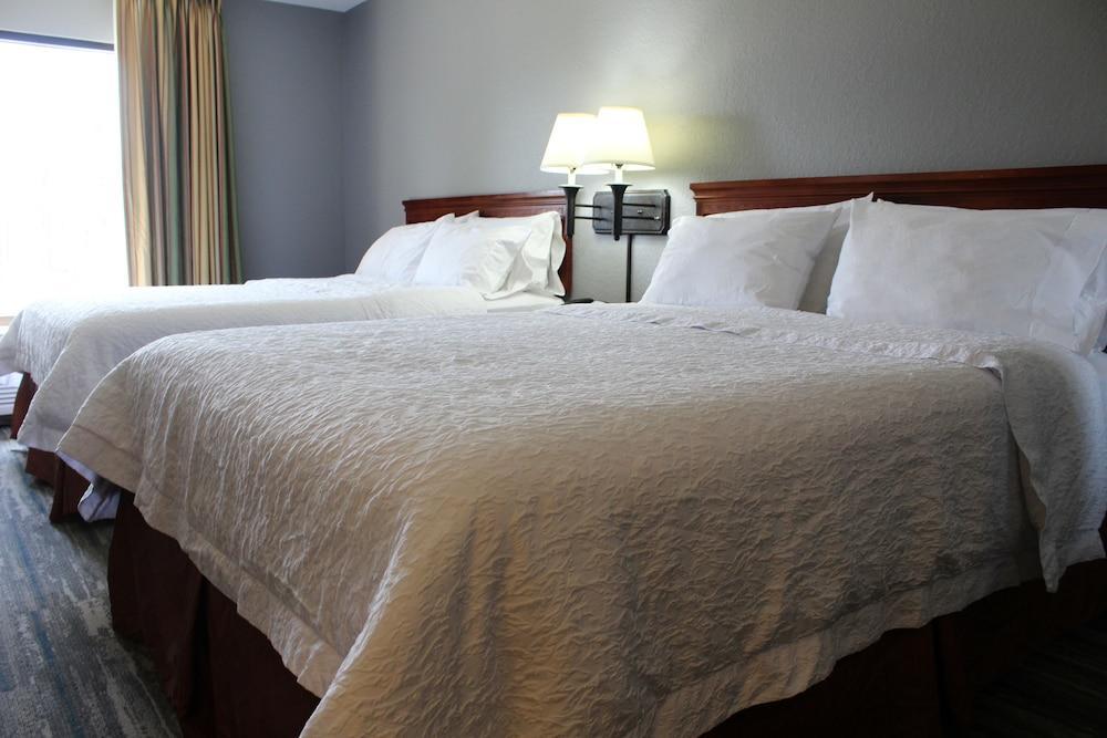 Hampton Inn By Hilton Panama City Beach Upper Grand Lagoon Exterior foto